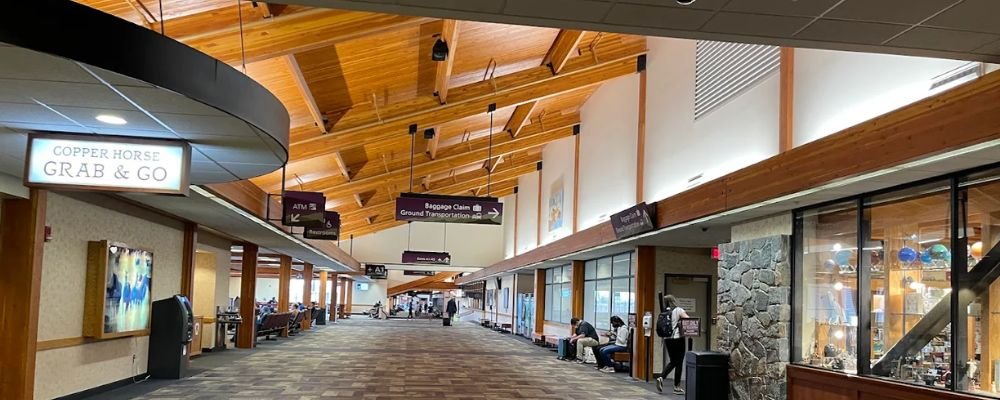 United Airlines BZN Terminal- Bozeman Yellowstone International Airport
