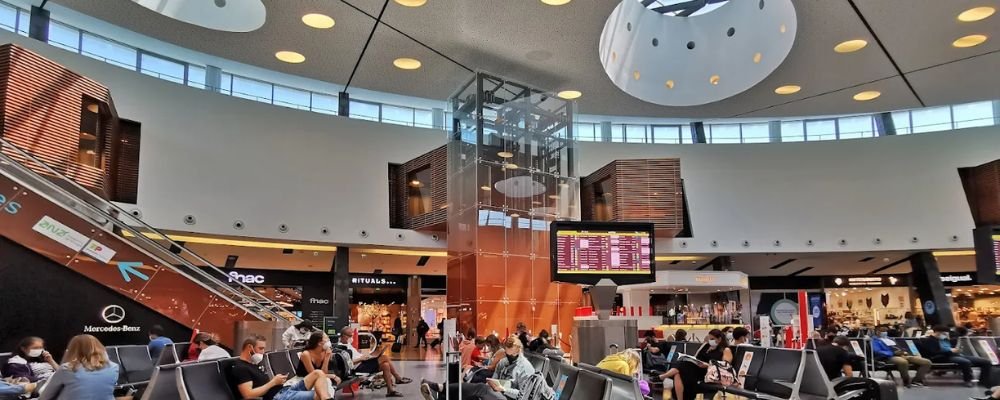 Humberto Delgado Airport