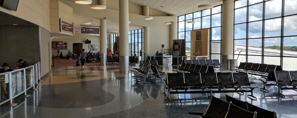 GoJet Airlines AZO Terminal – Kalamazoo/Battle Creek International Airport