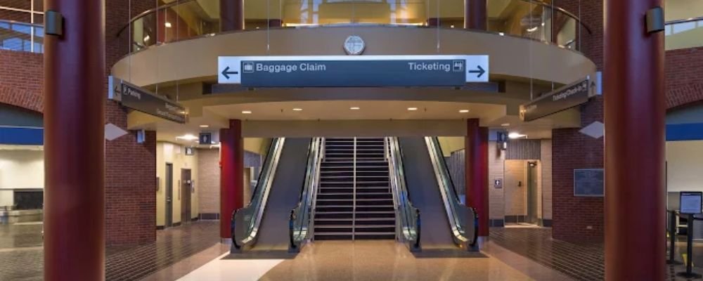 Republic Airways ROA Terminal –Roanoke–Blacksburg Regional Airport